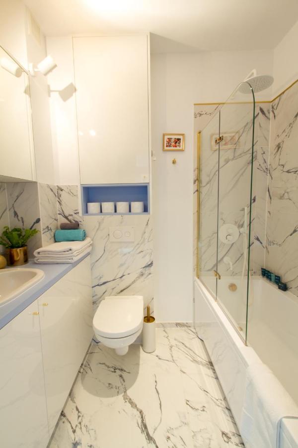 Apartament Nowy Przy Placu Szembeka Warszawa